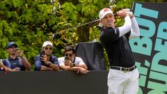 Singapore (Singapore), 29/04/2023.- Sergio Garcia of Fireballs GC in action during LIV Golf Singapore at the Sentosa Golf Club in Singapore, 29 April 2023. (Incendio, Singapur, Singapur) EFE/EPA/SIMON LIM
