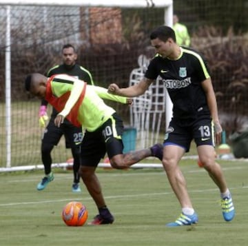 Nacional hace su primera práctica con refuerzos a bordo