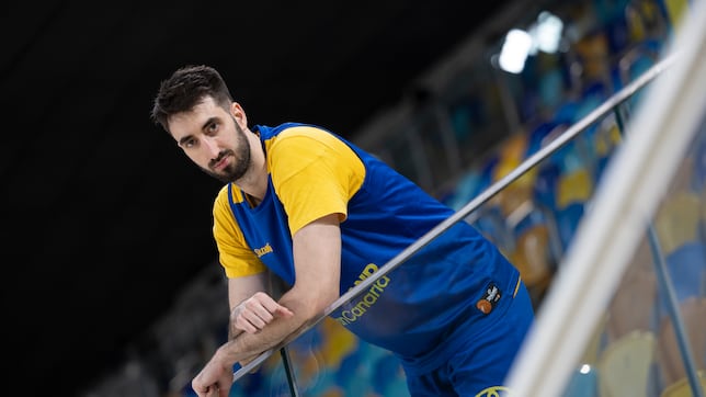 Vila: “¿Volver al Barça? Ojalá, pero mi compromiso total es con el Gran Canaria"