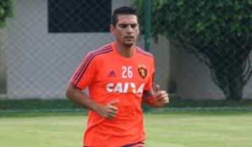 El zurdo dejó Católica en un gran nivel pero en Sport Recife no pudo confirmarlo. Innumerables lesiones colmaron la paciencia en el club brasileño que decidió despedir al zurdo. 