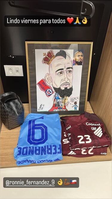 Vidal sorprende y muestra el regalo que le hizo Ronnie Fernández