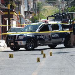 AMLO cuestiona permanencia del fiscal de Guanajuato