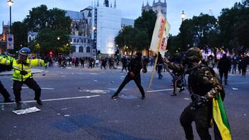 Grupos neonazis de Reino Unido alientan a infectar de coronavirus a judíos y musulmanes