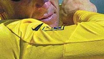 <b>AGUANTA.</b> Lance Armstrong sigue manteniendo sus aspiraciones intactas a la victoria final.