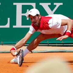 Djokovic necesitó de diez bolas de partido frente a Coric