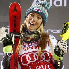 La estadounidense Shiffrin gana el primer eslalon del curso