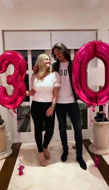 La bailarina que enamora a Cavani 
