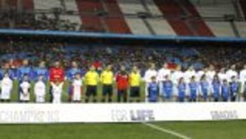 Goleada del mundo del fútbol al ébola en el Vicente Calderón