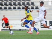 Etta Eyong muestra sus cartas y culmina la remontada del Cádiz