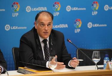 Tebas prepara una candidatura para ganar a Villar