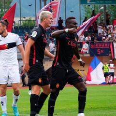 Victoria ante el Genoa para despedir la estancia en Austria