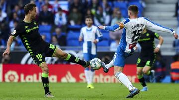 Canales, ante David López.