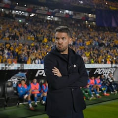 Larcamón reprobado en las liguillas