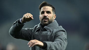 ¿Tiene hueco Cesc Fábregas en un gran banquillo de LaLiga? Los números sorprenden