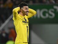 Villarreal's French forward #09 Georges Mikautadze reacts during the Spanish League football match between Elche CF and Villarreal CF at Martinez Valero Stadium in Elche on January 3, 2026. (Photo by JOSE JORDAN / AFP)
