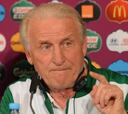 Trapattoni: "Preguntaremos para que el césped se riegue"