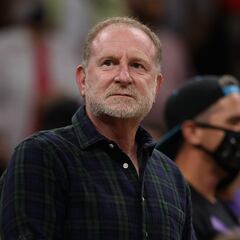 Robert Sarver intends to sells his share in the Suns and the Mercury but what did he say?
