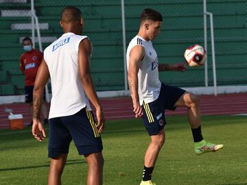 La Tricolor defini&oacute; los &uacute;ltimos detalles antes del encuentro con la Selecci&oacute;n Boliviana por las Eliminatorias. El partido se llevar&aacute; a cabo el jueves 2 de septiembre en el Estadio Ol&iacute;mpico Hernando Siles. En rueda de prensa, el t&eacute;cnico Reinaldo Rueda afirm&oacute; que, &quot;hemos estado analizando las caracter&iacute;sticas de los goles que ha recibido y los que ha marcado el equipo de Far&iacute;as&quot;