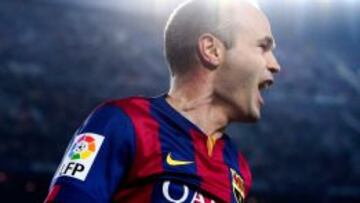 Iniesta celebra el 2-1.