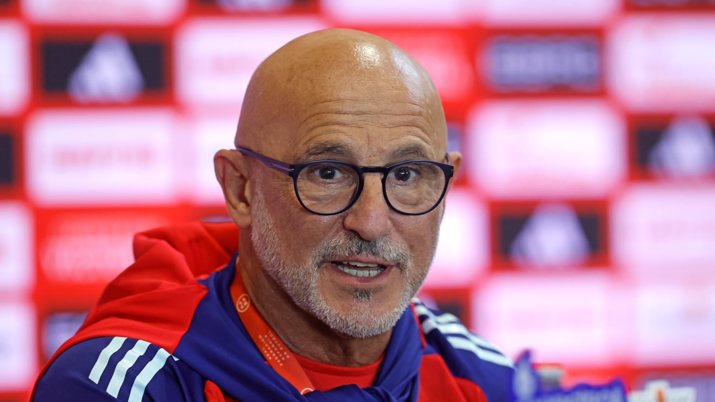 De la Fuente: “Não há conflito com Flick ou Barça” De la Fuente: “Não há conflito com Flick ou Barça”