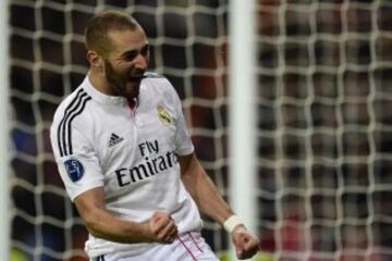 Karim Benzema celebra el 1-0.