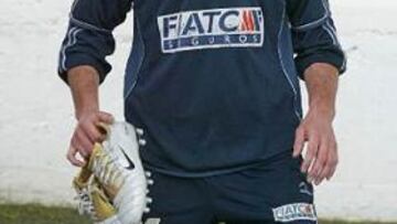 <B>SUPLENTE.</B> Rekarte ha visto la remontada de su equipo, que ya ha asegurado la permanencia, desde el banquillo.