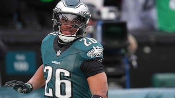 The Philadelphia Eagles will take on the Kansas City Chiefs in Super Bowl LIX this Sunday and running back Saquon Barkley has the chance to break a record.