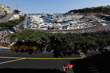 MONTE-CARLO, MONACO - MAY 28: Kimi Raikkonen of Finland driving the (7) Scuderia Ferrari SF70H on track during the Monaco Formula One Grand Prix at Circuit de Monaco on May 28, 2017 in Monte-Carlo, Monaco.  (Photo by Mark Thompson/Getty Images)