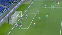 El Madrid reclama un posible penalti a Benzema