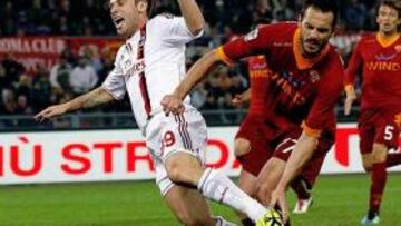 <strong>CASSANO.</strong>