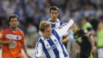 <b>DE PRIMERA. </b>Diego Rivas participó en el ascenso de la Real Sociedad y la pasada temporada jugó 32 partidos en Primera División.