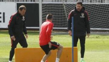 Simeone se lleva a todos los jugadores disponibles a Lisboa