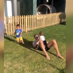 ¡Es un padrazo! Cristiano y el penalti viral de su hijo de 2 años