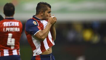 Ponce pasó de ser campeón olímpico en los Juegos Olímpicos de Londres 2012 a ser suplente en Chivas, sin embargo, no se desesper