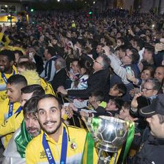 Jaén recibe a sus grandes héroes con el Olivo Arena en mente