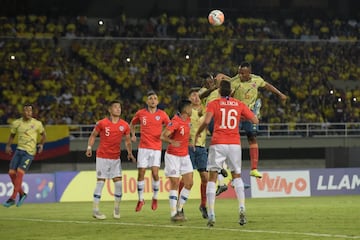 Colombia clasificó como segunda del grupo A con 7 puntos, producto de dos victorias, un empate y una derrota. Los dirigidos por Arturo Reyes jugarán su primer partido del cuadrangular final ante Brasil en el estadio Alfonso López de Bucaramanga. 