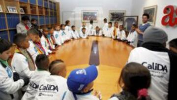 Los niños de la Fundación del Real Madrid en Colombia visitaron AS.