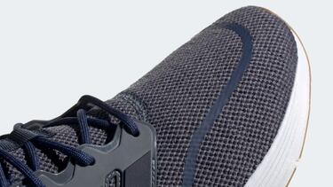 Cómodas, ligeras e ideales para hacer ejercicio: así son las zapatillas Adidas Falcon