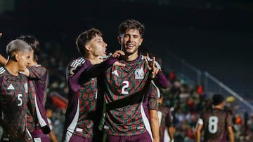 Cesar Bustos, Mateo Levy, Francisco Mendez, Heriberto Jurado celebrate goal 0-1 of Mexico during the match Group C between Guatemala and Mexico (Mexican National Team) as part of the Concacaf Under-20 Championship Mexico 2024, at Sergio Leon Chavez Stadium on July 24, 2024 in Irapuato, Guanajuato, Mexico.