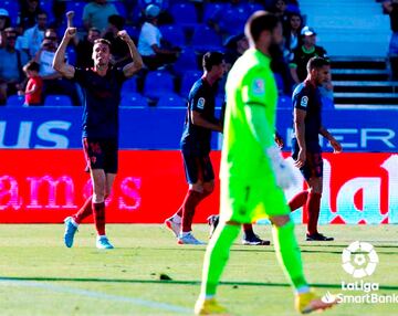 Un doblete de Dubasin ante el Leganés mete de lleno al Albacete en los puestos de playoff. En el primer tanto se aprovechó del envío de Álvaro Rodríguez, que comentábamos anteriormente. Antes de marcar, regateó a Dani Jiménez. En el segundo, culminó una contra con una picadita ante la salida del meta del Leganés.