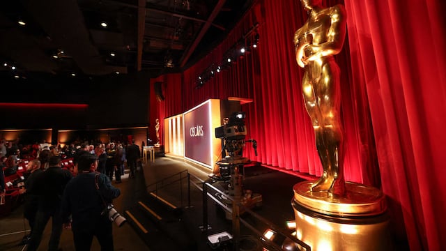 We take a look back at the lengthiest ovation ever received in the history of the Academy Awards.