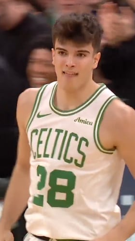 Tiene encandilados a los fans de los Celtics por cosas así: la última de Hugo González