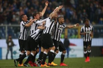 La Juve celebra su 'Scudetto'.