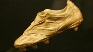 Diego Forlán recibe mañana la 'Bota de Oro'