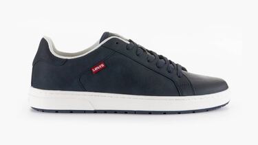 Las zapatillas de Levi’s que vas a poder ponerte para (casi) todo