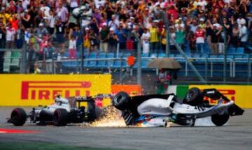 Espectacular accidente de Felipe Massa, en el que salió ileso. 