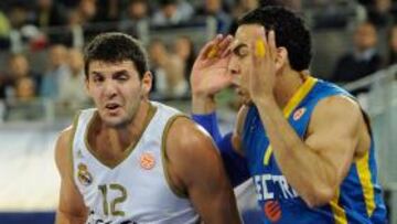 <b>DE RÉCORD. </b>Mirotic jugó su mejor partido ante el Maccabi.