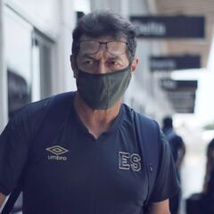 Hugo Pérez no busca demeritar a Liga de El Salvador