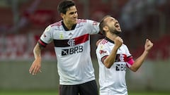 Fla salva un punto en el 95' y sigue la igualdad en lo más alto