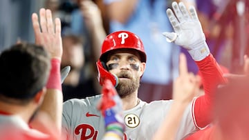 LOS ANGELES, CALIFORNIA - SEPTEMBER 15: Bryce Harper #3 of the Philadelphia Phillies celebrates a home run against the Los Angeles Dodgers in the eighth inning at Dodger Stadium on September 15, 2025 in Los Angeles, California. Ronald Martinez/Getty Images/AFP (Photo by RONALD MARTINEZ / GETTY IMAGES NORTH AMERICA / Getty Images via AFP)